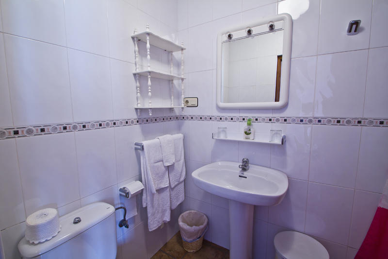 Hospedaje Granada San Vicente De La Barquera Cameră foto